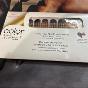 Colorstreet Nails in Lucky Cardigan